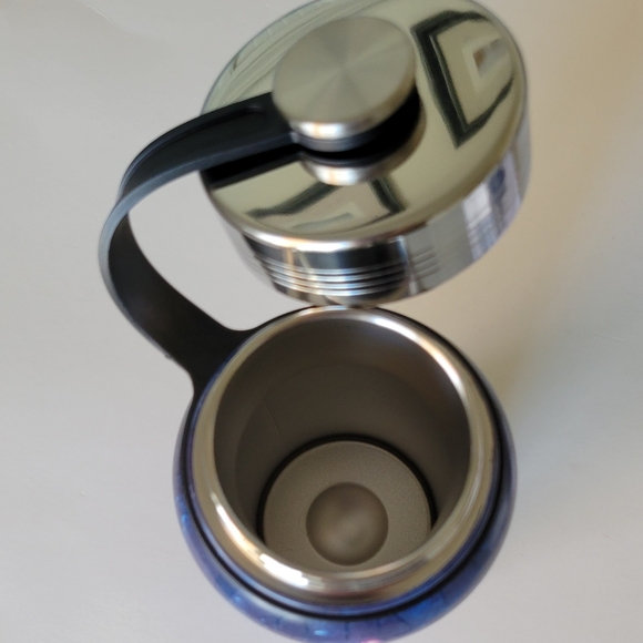 Galaxy Screw Top Water Bottle NWT. MAKES A GREAT GIFT 🎁 - Picture 7 of 10